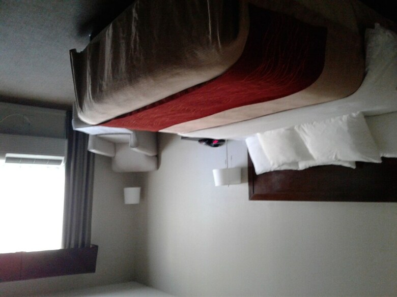 Hotel Baymont By Wyndham Columbus