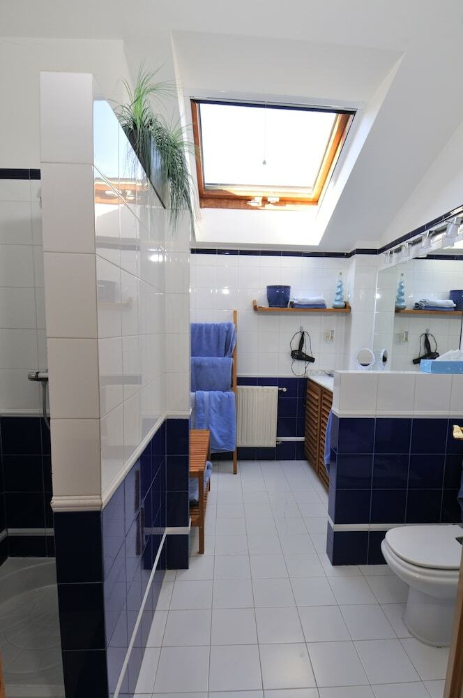 Agroturismo Casa Rural La Monj�a