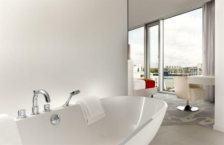 Hotel Art'otel Cologne, By Park Plaza