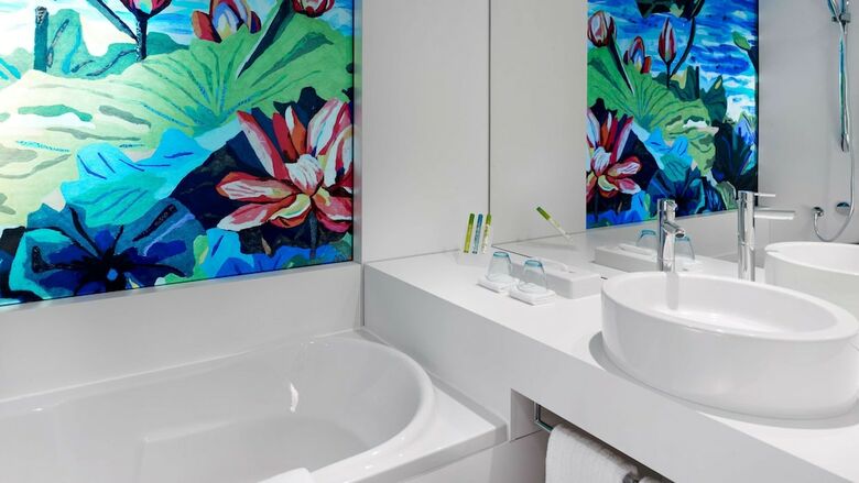 Hotel Art'otel Cologne, By Park Plaza