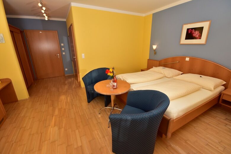 Golf & Therme Sonnenpension Hotel Garni