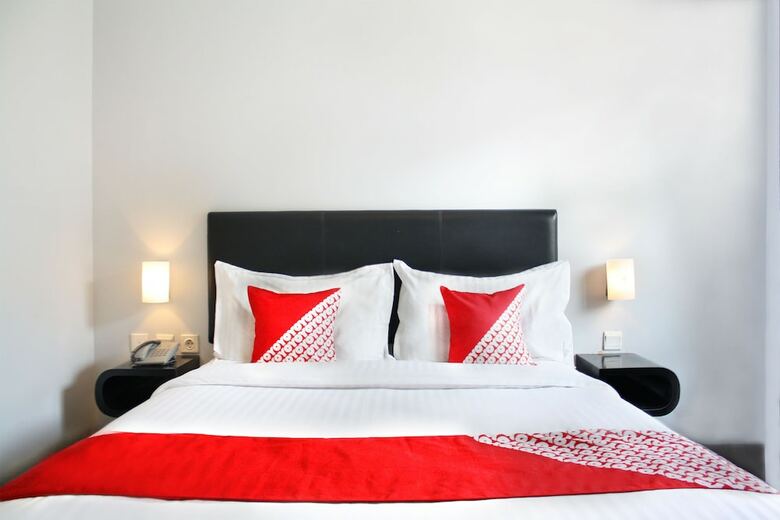 Hotel Oyo 136 Manggis Inn