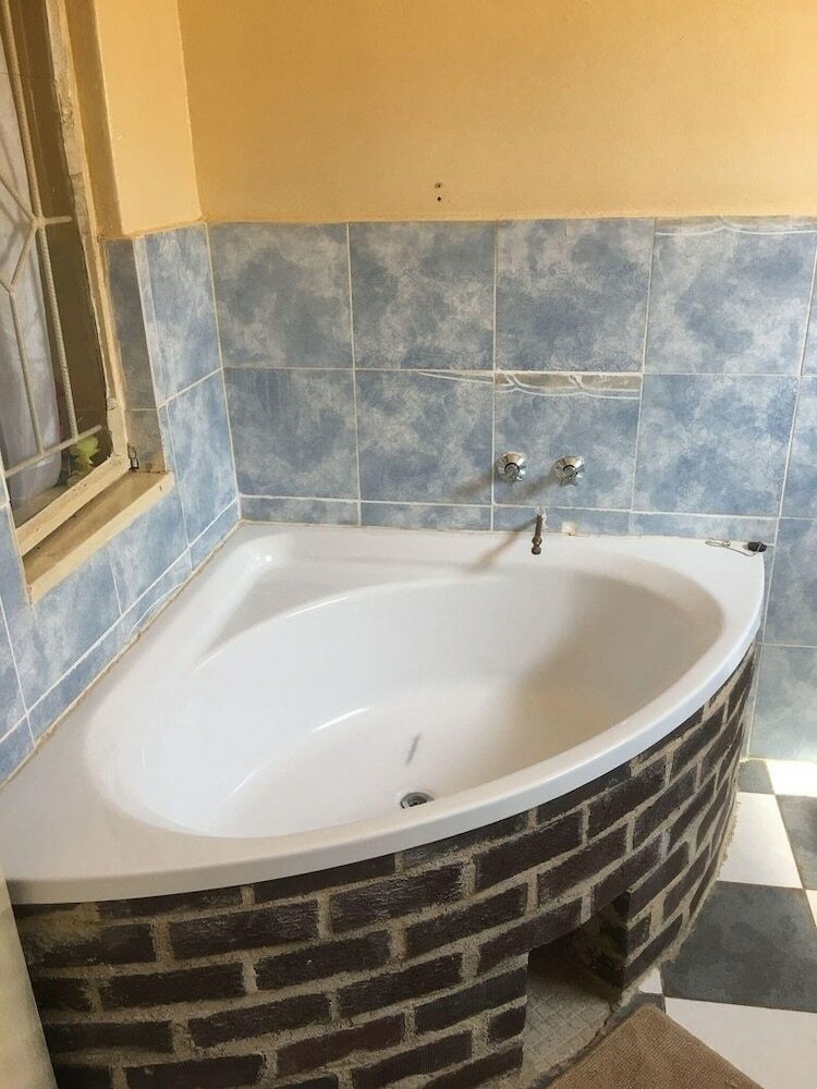 Hotel Nalikwanda Guest House