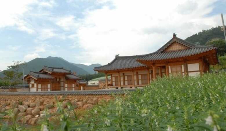 Hotel Peepul Hanok Stay