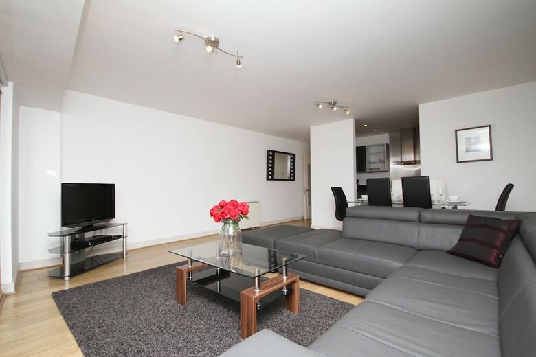 Grand Canal Square Luxury Apartment