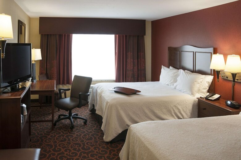 Hotel Hampton Inn And Suites Watertown