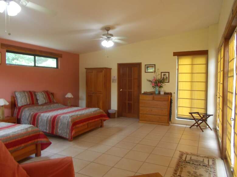 Hotel Gumbo Limbo Jungle Resort