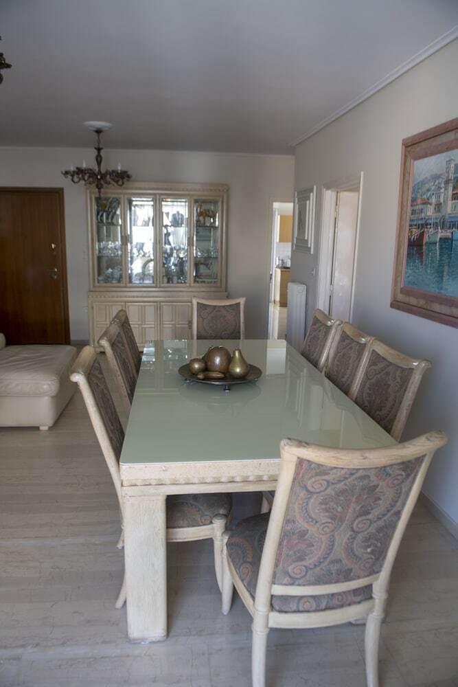 Athens Deluxe Apartment Near Acropolis