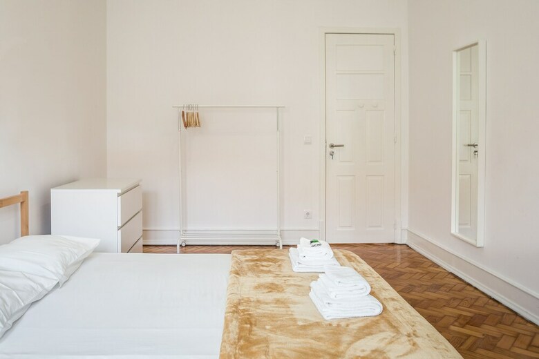 Hotel Home Out Rooms & Apartments