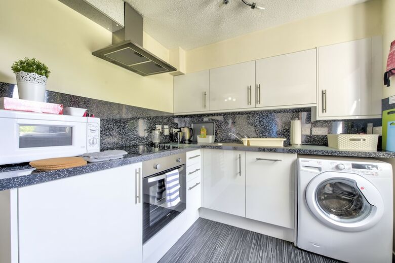 Stunning Studio Apartment Castle View