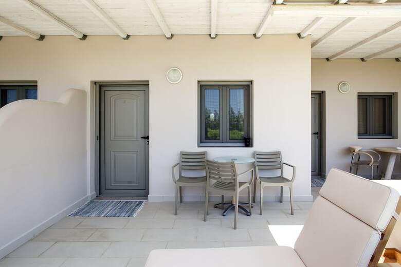 Hotel Mythos Suites Diskos