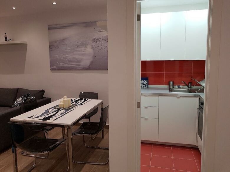 Boliches Apartment In First Line