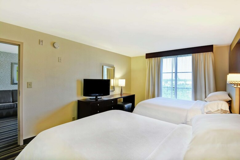 Hotel Embassy Suites By Hilton Savannah Airport