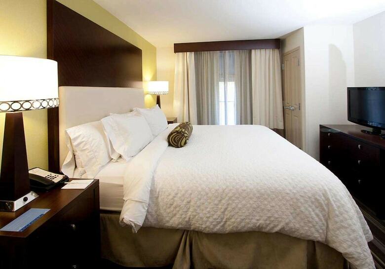 Hotel Embassy Suites By Hilton Savannah Airport