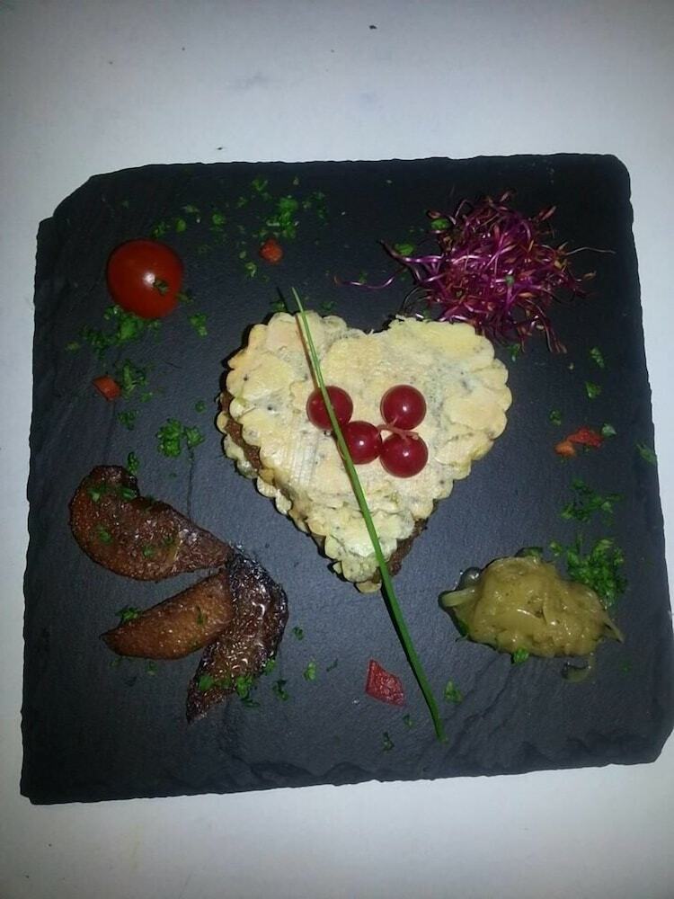 Hotel-restaurant Le Go�t Des H�tes