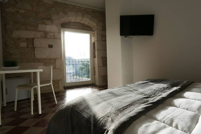 Reusuite Authentic Sicilian Hospitality