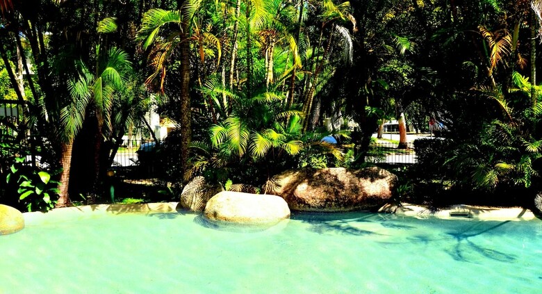 Hotel Beach Terraces- Port Douglas