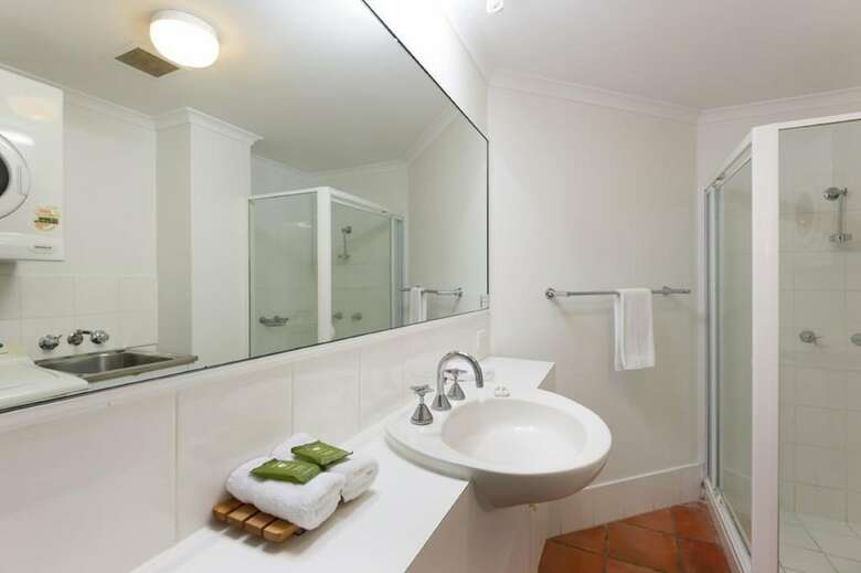 Hotel Beach Terraces- Port Douglas