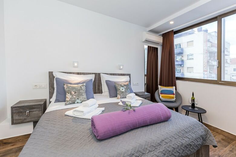 Hotel Apinelo Tower Rooms