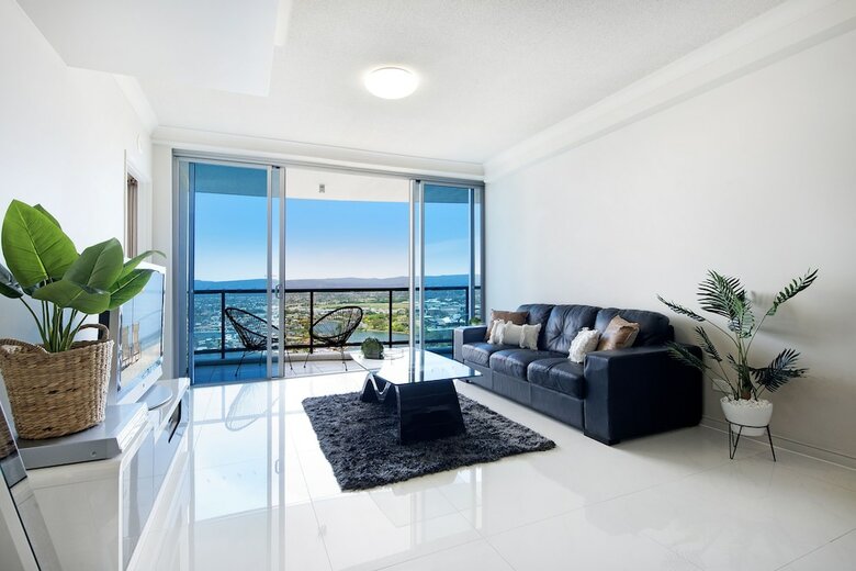 Chevron Renaissance 2 Bedroom Apartment