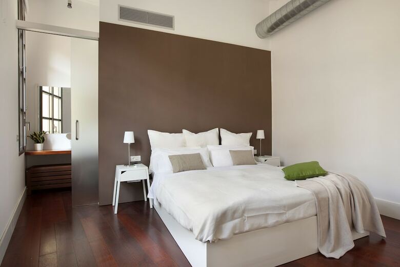 Sealona Beach Lofts Apartments