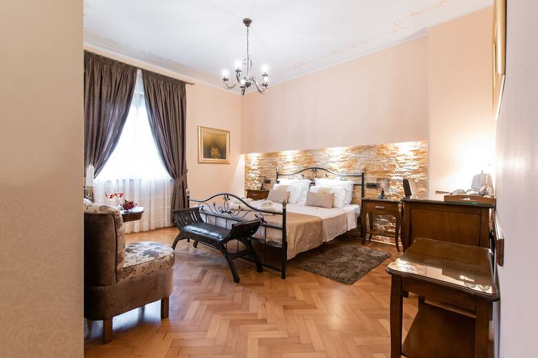 Hotel Unique Luxury Rooms