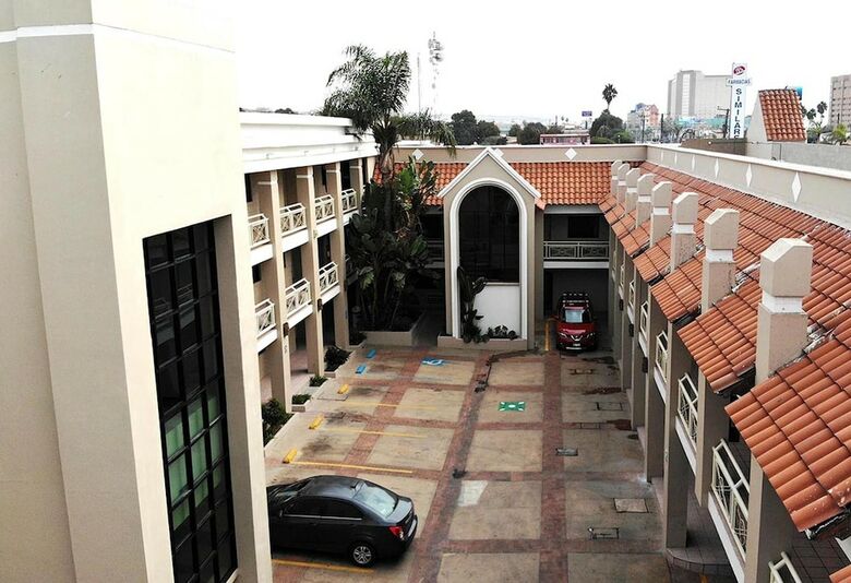 Hotel Del Mar Inn Rosarito