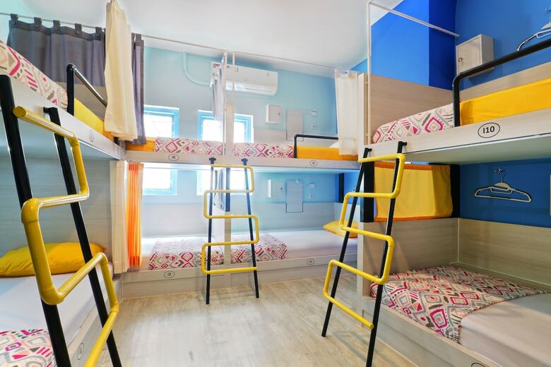 Hostal Mel's Dorm Hostel
