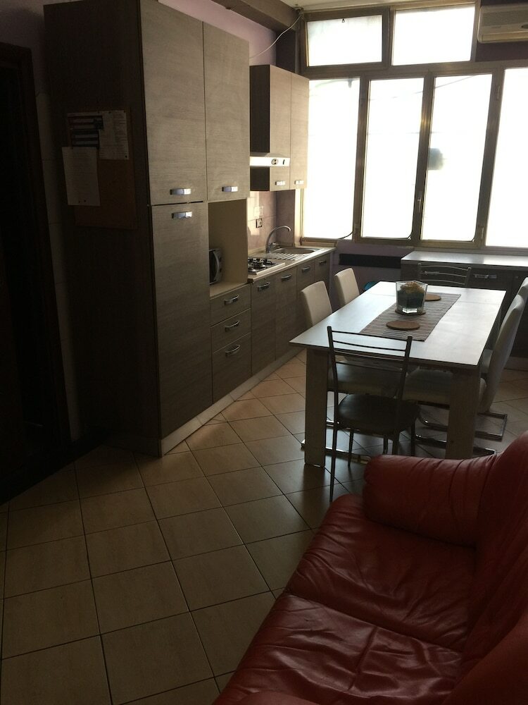 Hostal Rome City Hostel