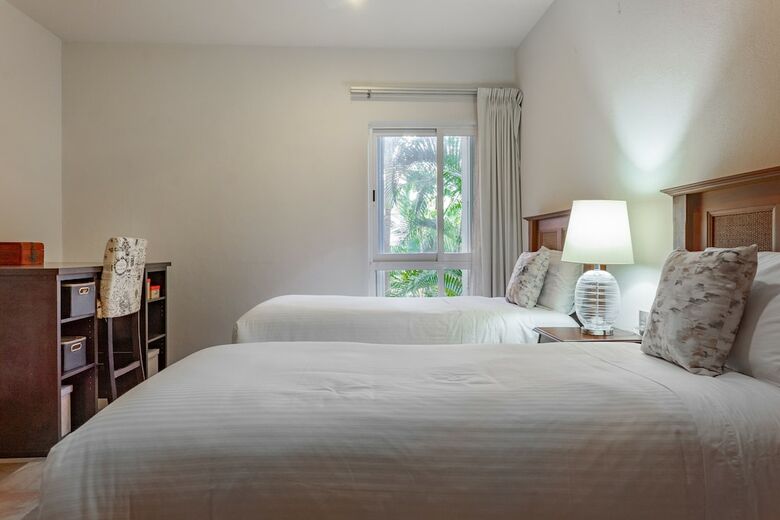 Ocean View Apartments By Homing Bird