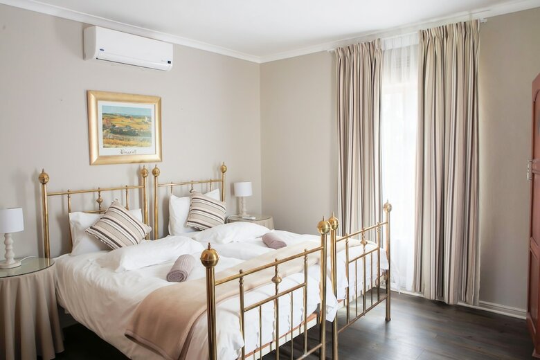 Bed & Breakfast Skilpadvlei Wine Farm