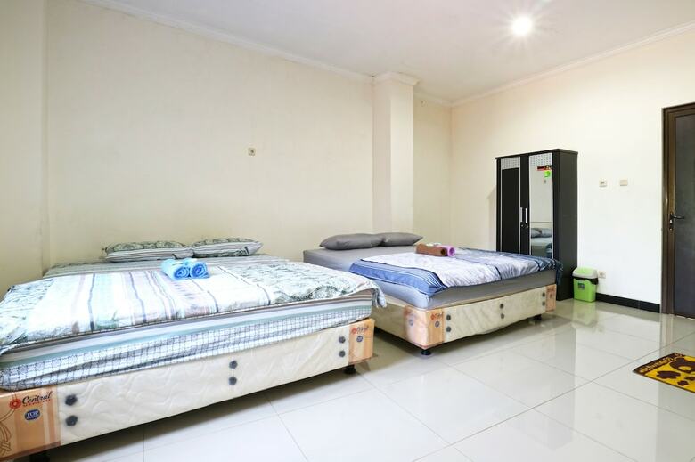 Hotel Saloka Guesthouse