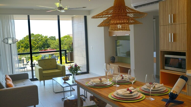 Opal Apt. 406 The Apartment Is Perfectly Located With Easy Acces