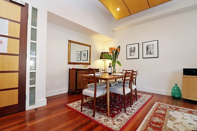 Apartamentos Majorca Magic Degraves Flinders Lane - Rejuvenate Stays