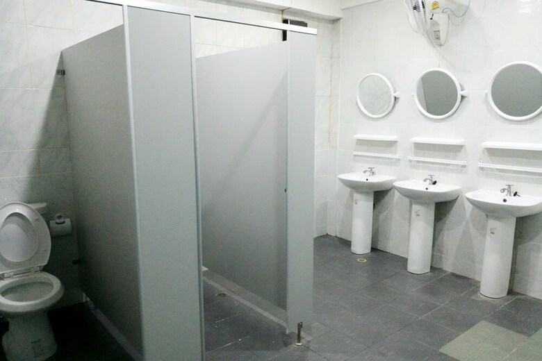 Hostal T Y Guest House