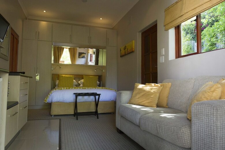 Hotel Dongola House