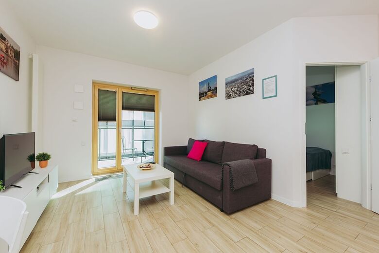 Apartamentos Shortstaypoland Mennica Residence (B50)