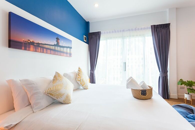Hotel The Seaton House Phuket