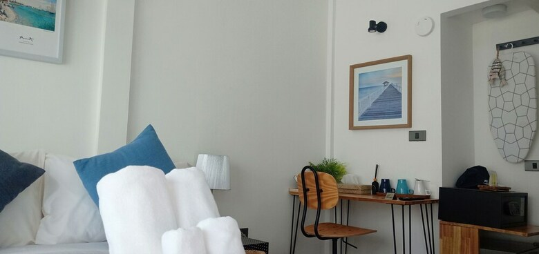 Hotel The Seaton House Phuket