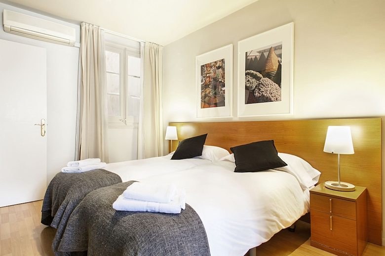 Habitat Apartments Plaza Espa�a