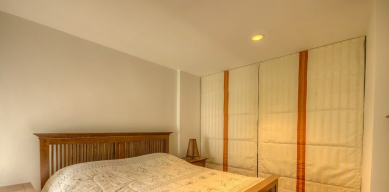 Amazing 5 Bedroom Condo On The Beach Sp