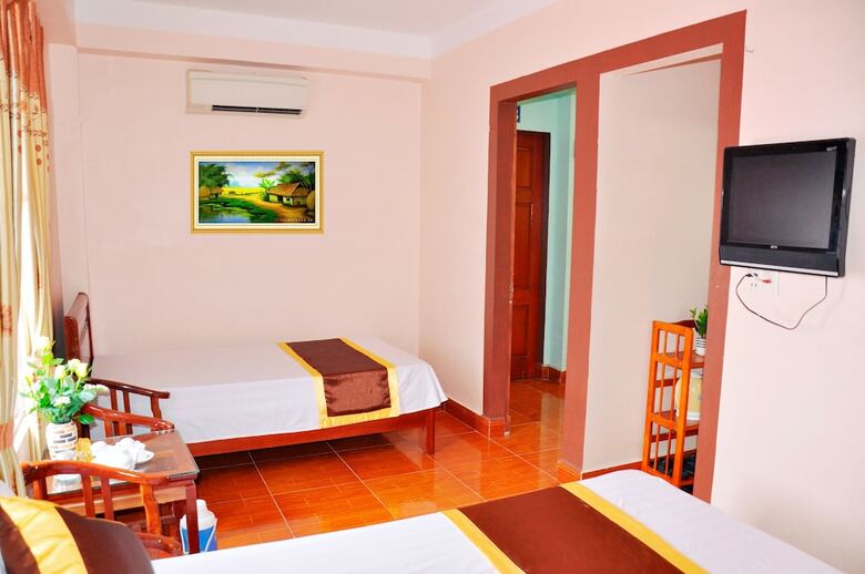 Hostal Ha Minh Hotel
