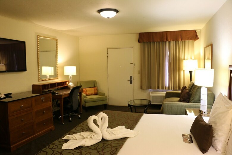 Historic Coronado Motor Hotel