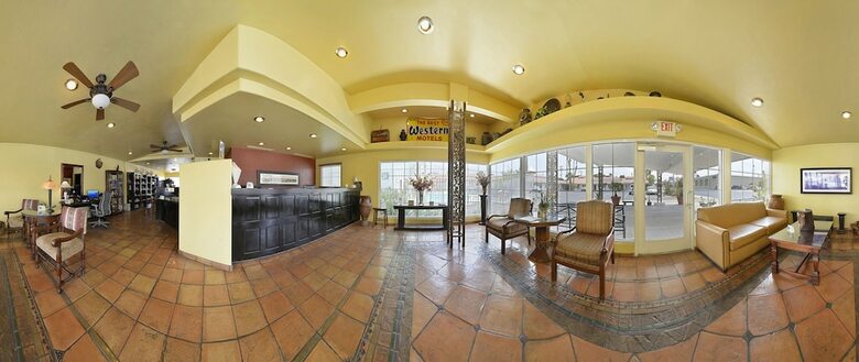 Historic Coronado Motor Hotel