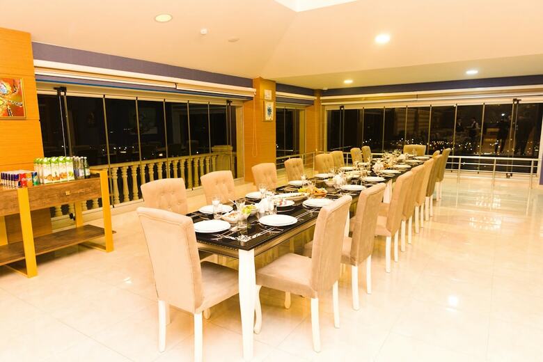 Sea Pearl Hotel