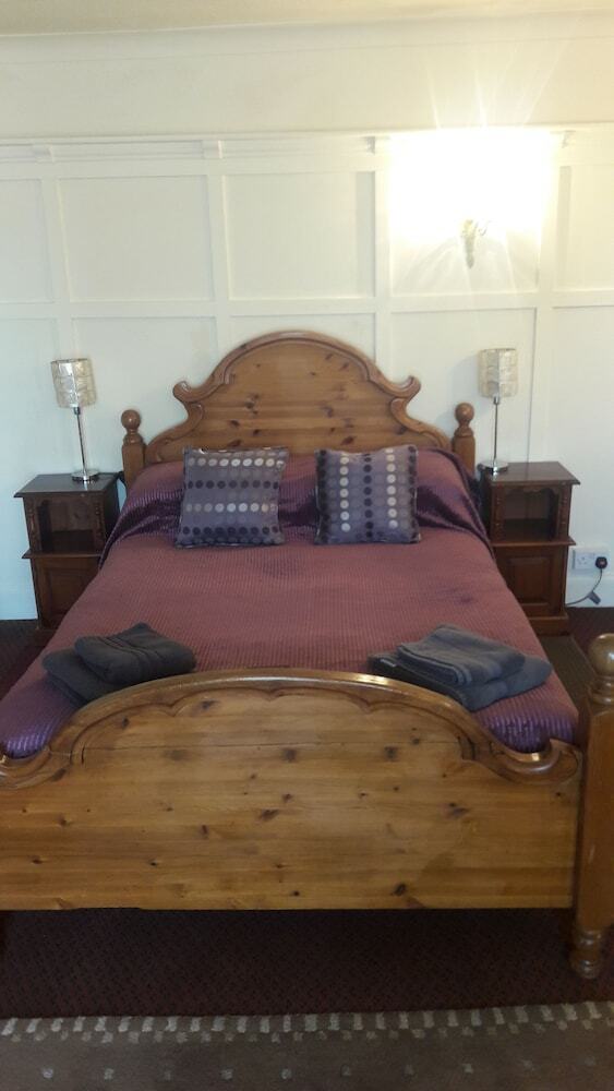 Hotel Tudor House