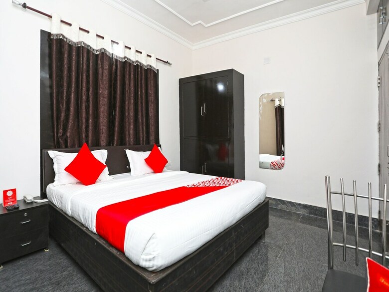 Hotel Oyo 14988 Regal Stays