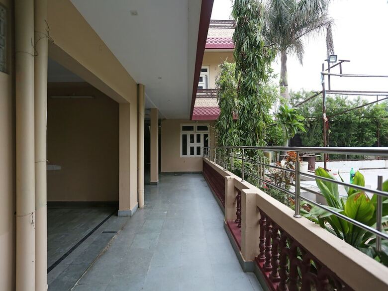 Oyo 8391 Hotel Sanjog Resort