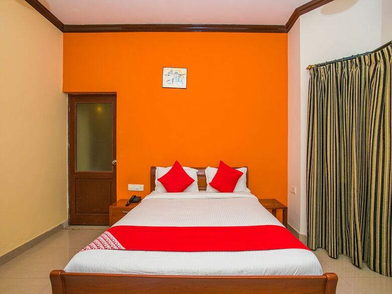 Hotel Oyo 3496 Dass Suites
