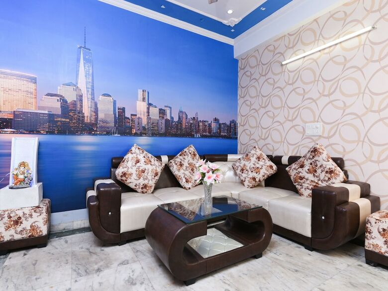 Hotel Oyo 16687 Namdeep